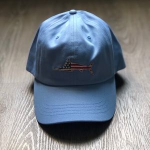 Unisex Columbia hat. PFG.